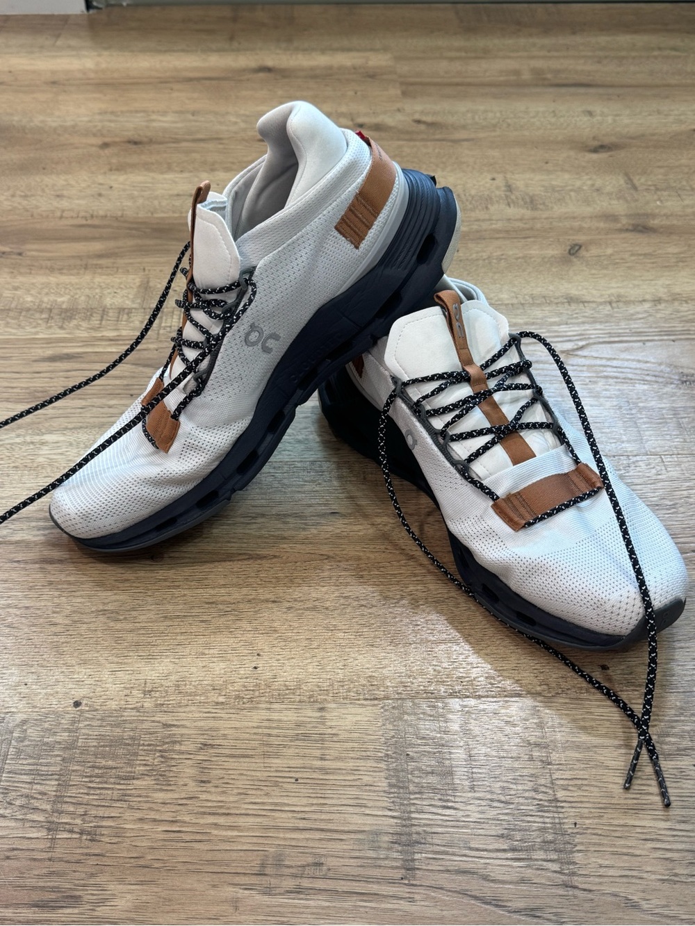 On Running Men's White and Brown Sneakers with Black Sole